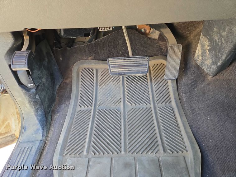 image for item EV5511 2012 GMC Sierra Ext. Cab pickup truck