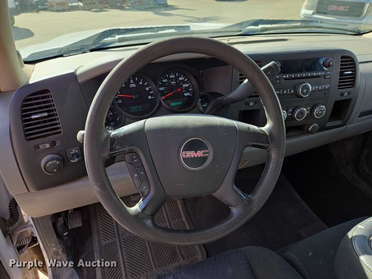 image for item EV5511 2012 GMC Sierra Ext. Cab pickup truck