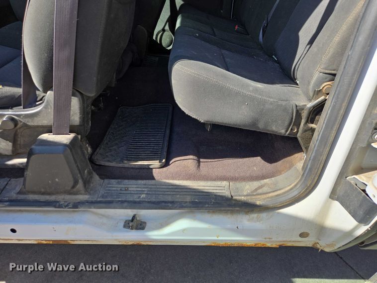 image for item EV5511 2012 GMC Sierra Ext. Cab pickup truck