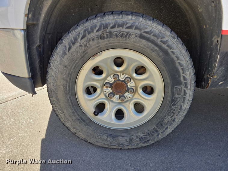 image for item EV5511 2012 GMC Sierra Ext. Cab pickup truck