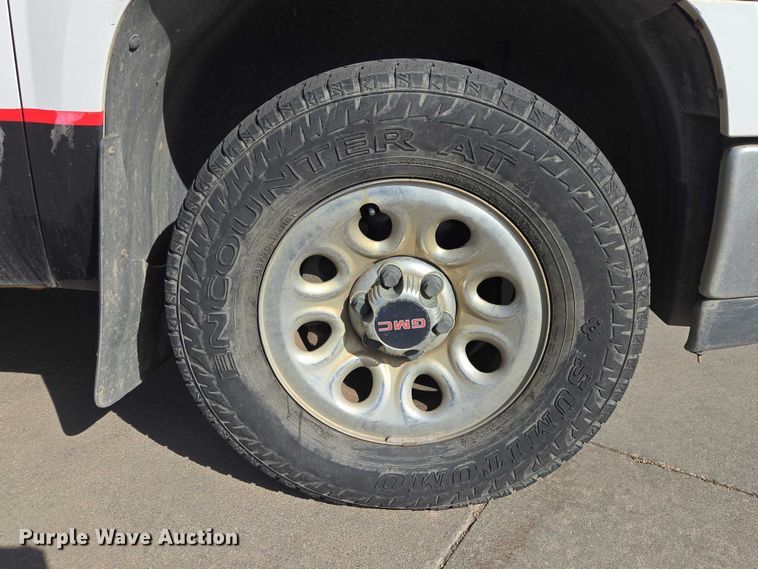 image for item EV5511 2012 GMC Sierra Ext. Cab pickup truck