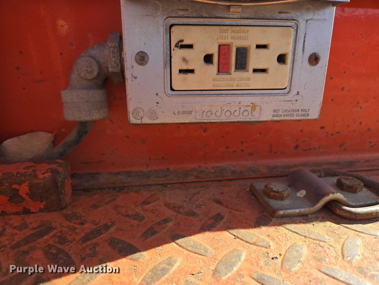 image for item EV5512 2001 Skyjack 4626 scissor lift