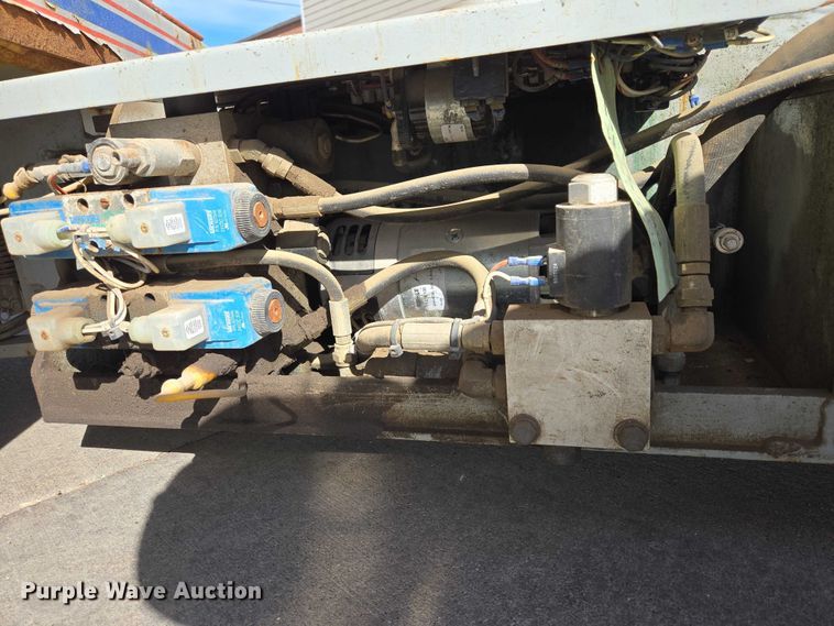 image for item EV5512 2001 Skyjack 4626 scissor lift