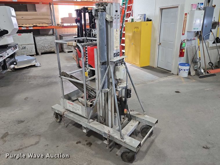 image for item EV5514 Genie PEU-19AC vertical lift