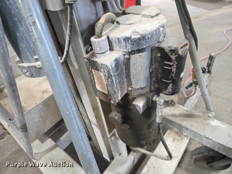 image for item EV5514 Genie PEU-19AC vertical lift