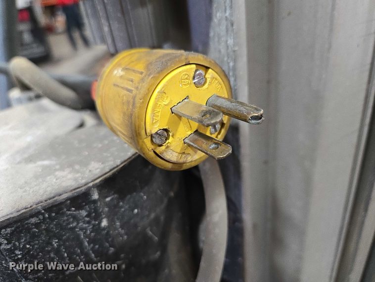 image for item EV5514 Genie PEU-19AC vertical lift