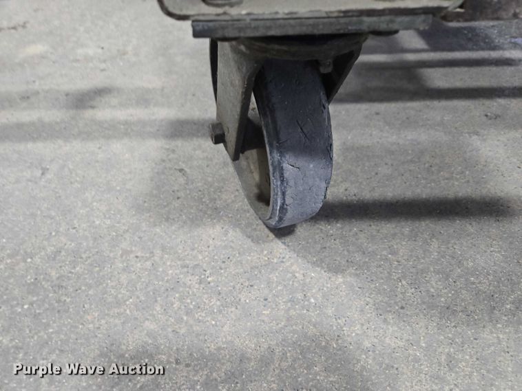 image for item EV5514 Genie PEU-19AC vertical lift