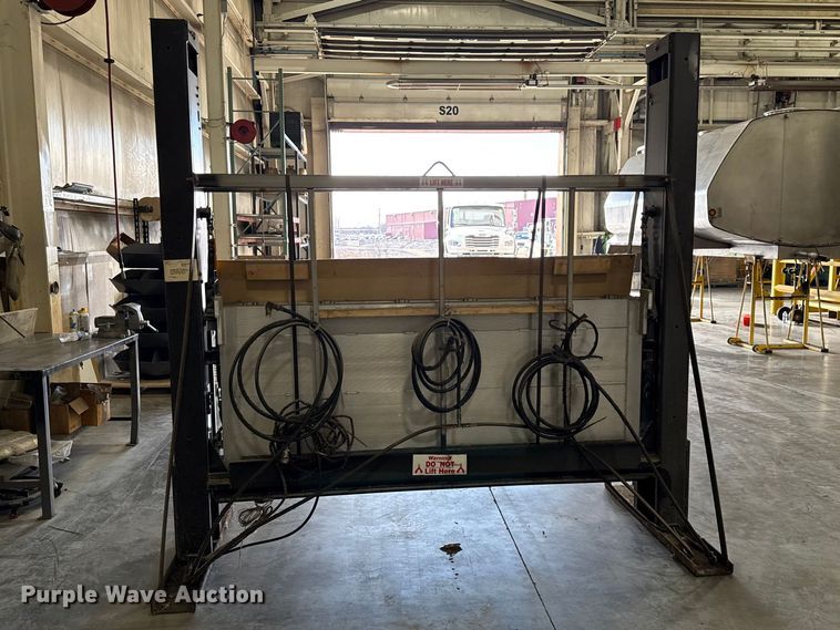 image for item EV7529 Thieman TRD44 end gate lift