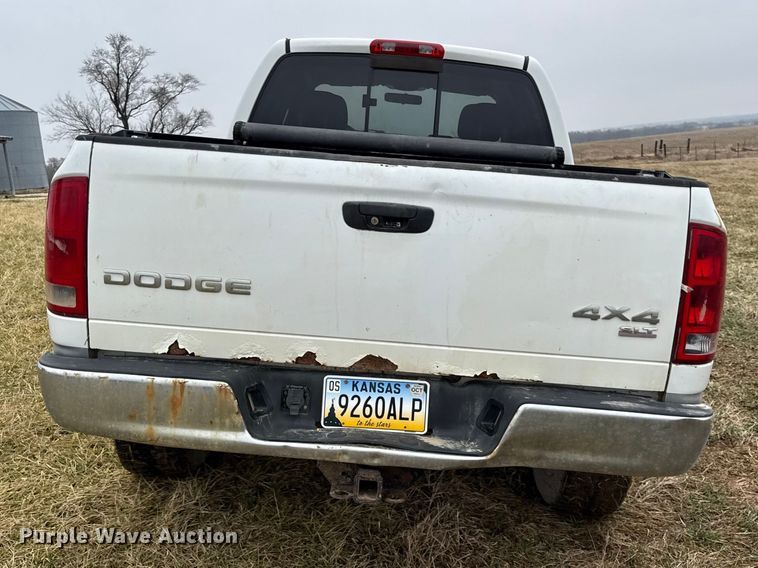 image for item EV7541 2004 Dodge Ram 1500 Ext. Cab pickup truck