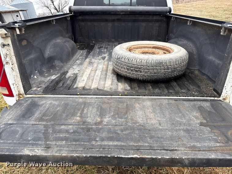 image for item EV7541 2004 Dodge Ram 1500 Ext. Cab pickup truck