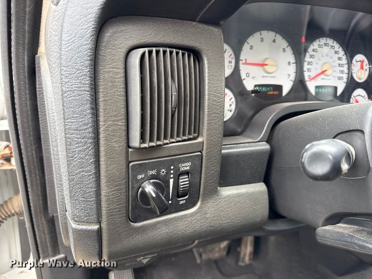 image for item EV7541 2004 Dodge Ram 1500 Ext. Cab pickup truck