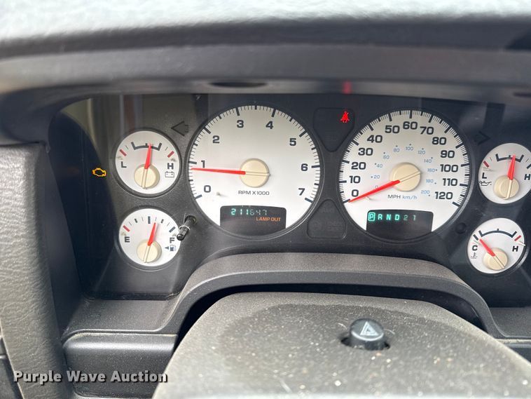 image for item EV7541 2004 Dodge Ram 1500 Ext. Cab pickup truck