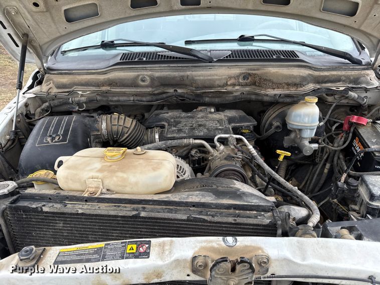 image for item EV7541 2004 Dodge Ram 1500 Ext. Cab pickup truck