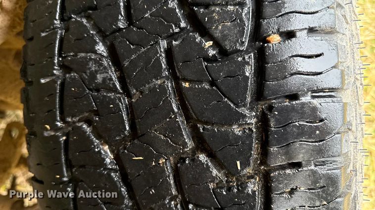 image for item EV7541 2004 Dodge Ram 1500 Ext. Cab pickup truck