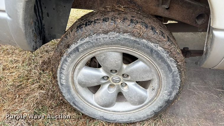 image for item EV7541 2004 Dodge Ram 1500 Ext. Cab pickup truck