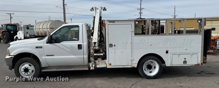 image for item FB0765 2003 Ford F550 Super Duty XL utility / service truck