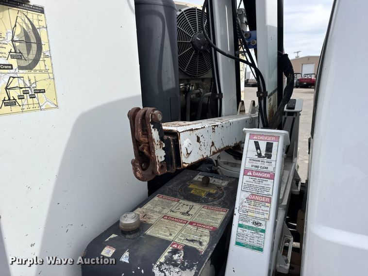 image for item FB0765 2003 Ford F550 Super Duty XL utility / service truck