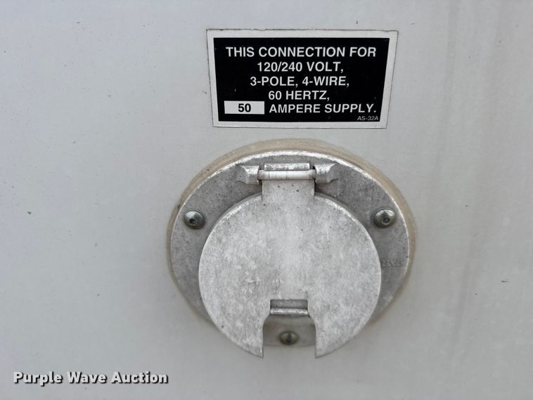 image for item FB0814 2009 Vintage trailers OL816 concession trailer