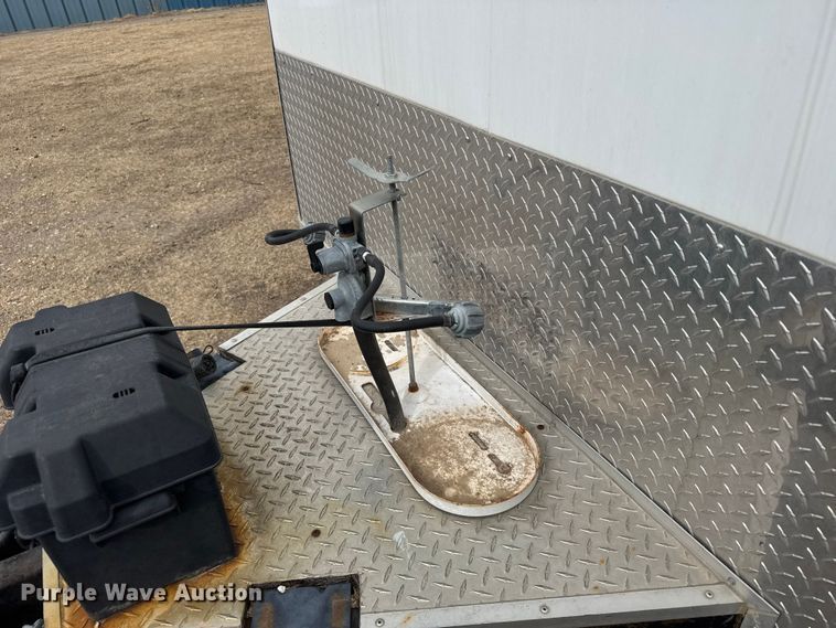 image for item FB0814 2009 Vintage trailers OL816 concession trailer