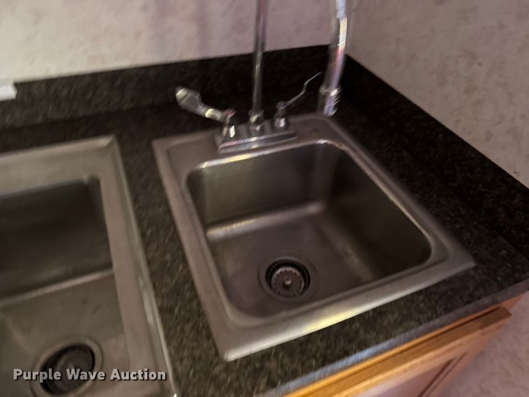 image for item FB0814 2009 Vintage trailers OL816 concession trailer