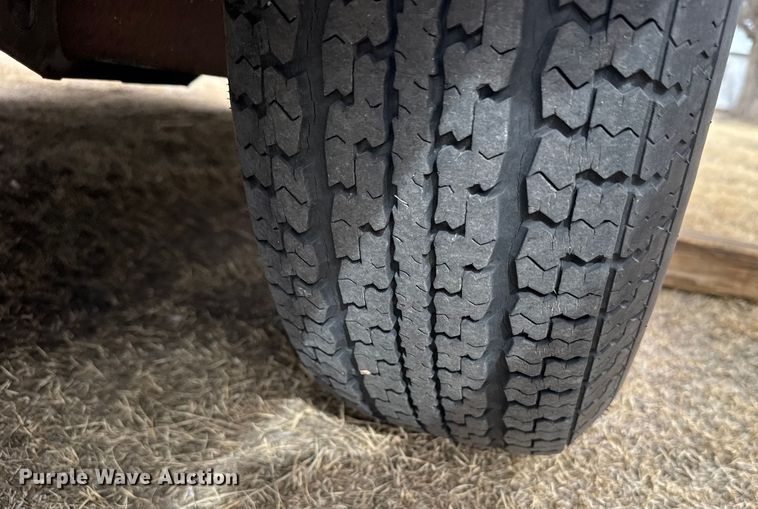 image for item FB0814 2009 Vintage trailers OL816 concession trailer