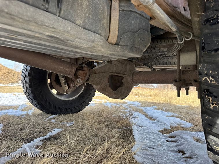 image for item FB0816 2005 Ford F150 Crew Cab pickup truck