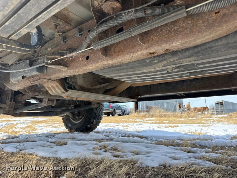 image for item FB0816 2005 Ford F150 Crew Cab pickup truck