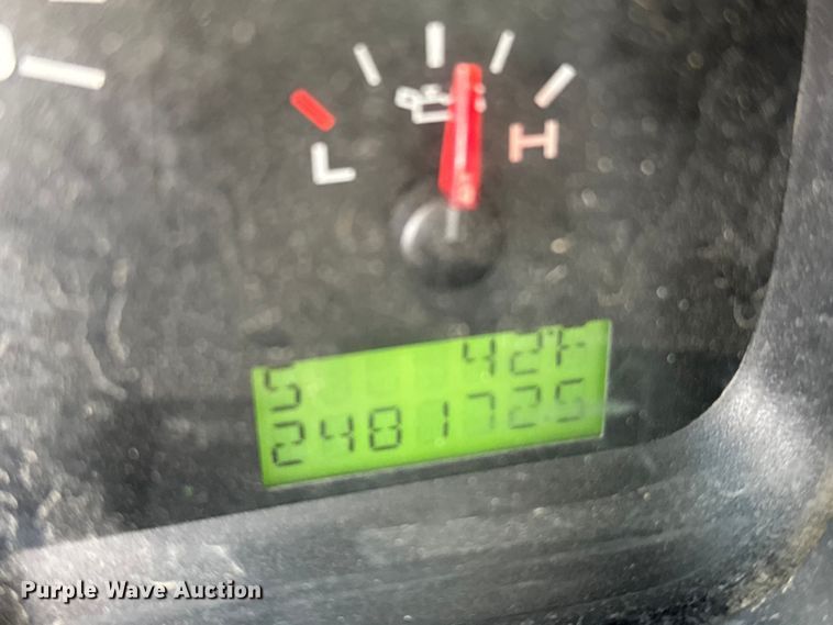 image for item FB0816 2005 Ford F150 Crew Cab pickup truck