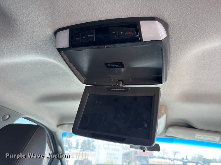 image for item FB0816 2005 Ford F150 Crew Cab pickup truck