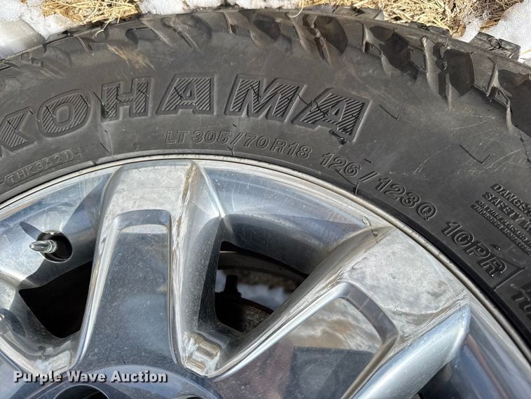 image for item FB0816 2005 Ford F150 Crew Cab pickup truck