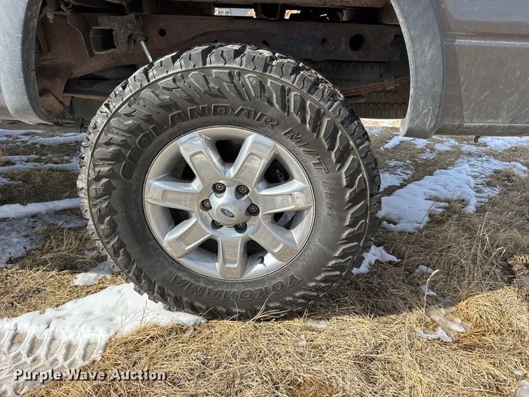 image for item FB0816 2005 Ford F150 Crew Cab pickup truck