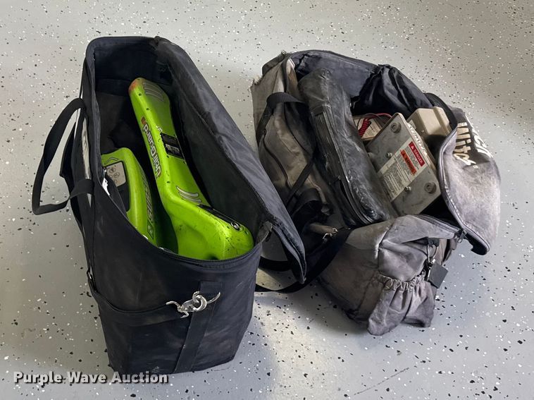 image for item FB0819 (2) line locators