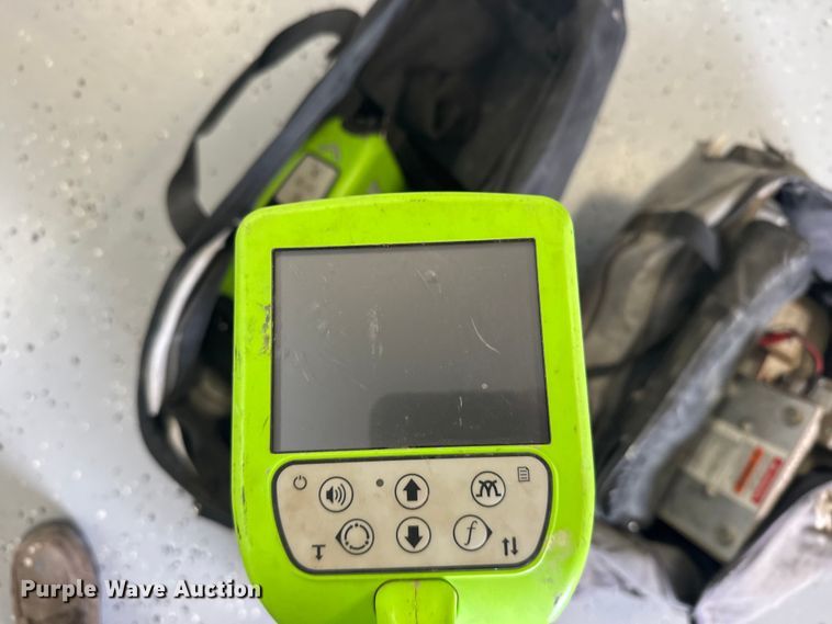 image for item FB0819 (2) line locators