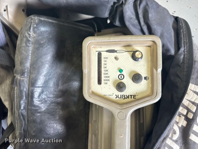 image for item FB0819 (2) line locators