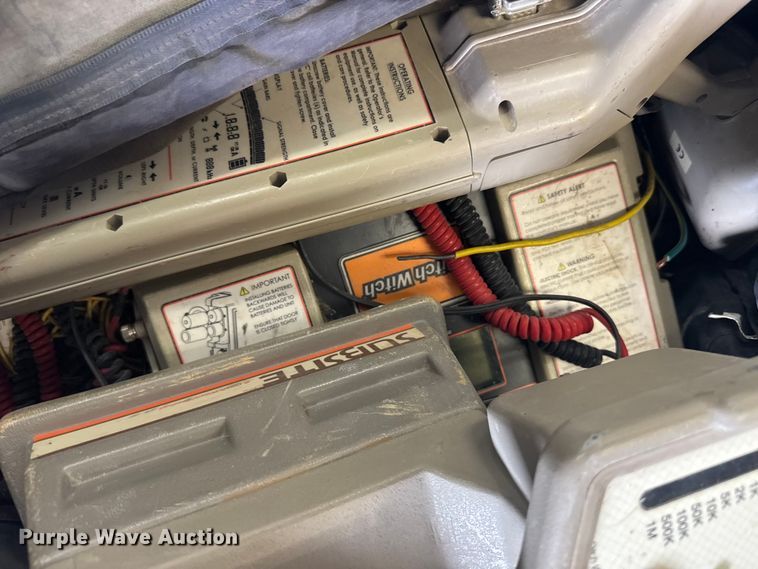 image for item FB0819 (2) line locators