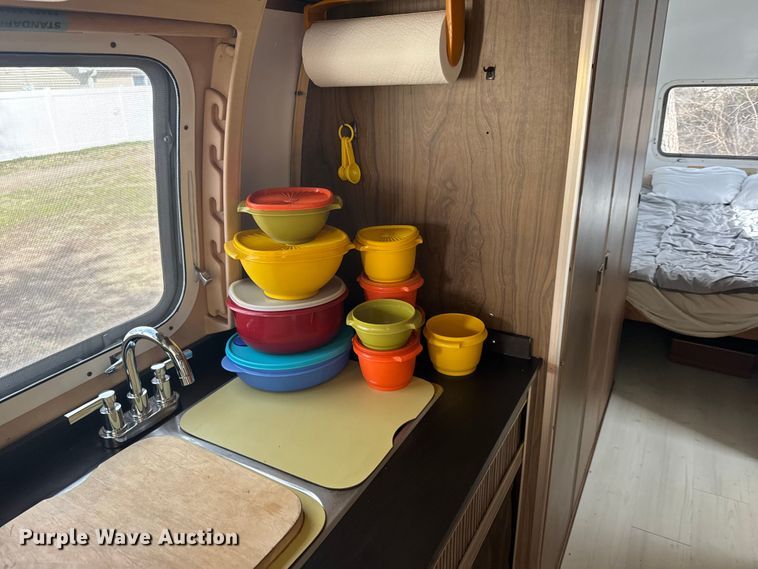 image for item FB0889 1973 Airstream Sovereign camper