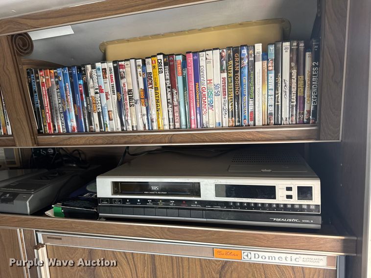 image for item FB0889 1973 Airstream Sovereign camper