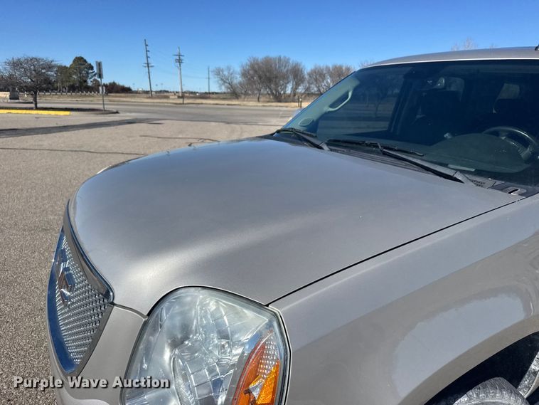 image for item FB0901 2009 GMC Yukon Denali SUV