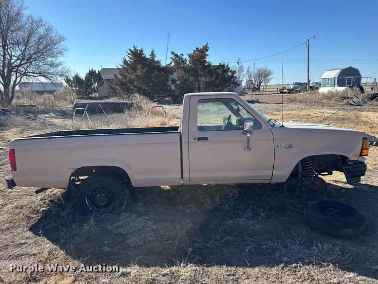 image for item FB0906 1992 Ford Ranger pickup truck