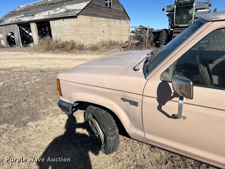 image for item FB0906 1992 Ford Ranger pickup truck