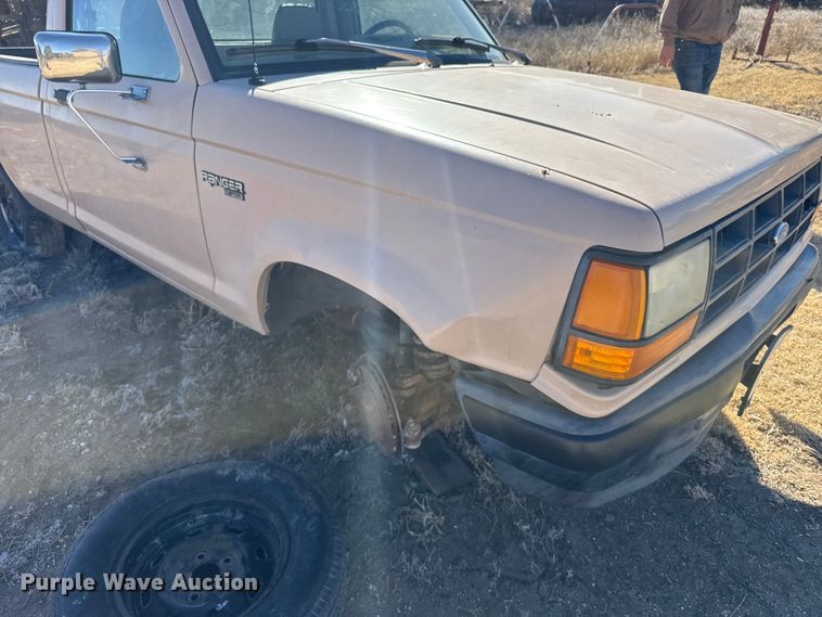 image for item FB0906 1992 Ford Ranger pickup truck