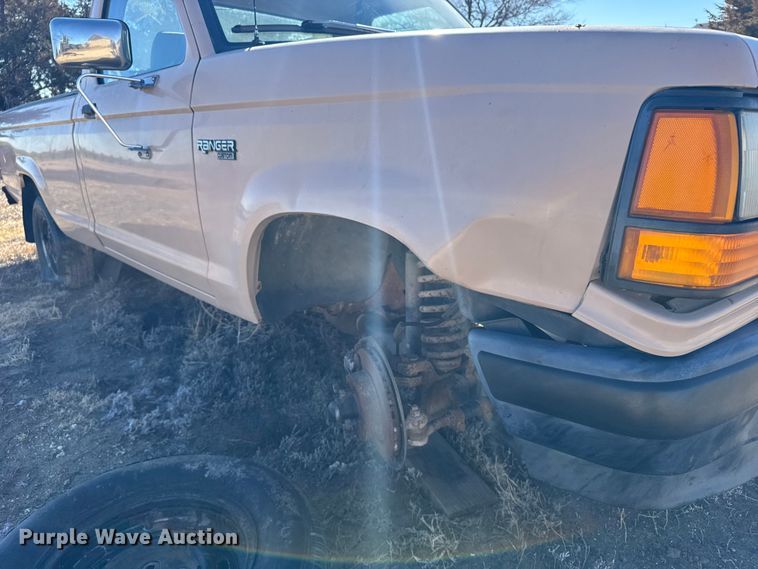 image for item FB0906 1992 Ford Ranger pickup truck