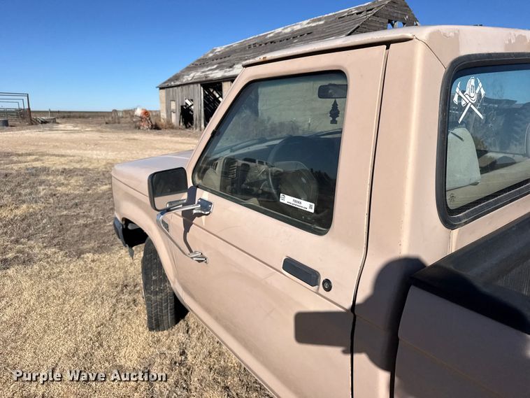 image for item FB0906 1992 Ford Ranger pickup truck