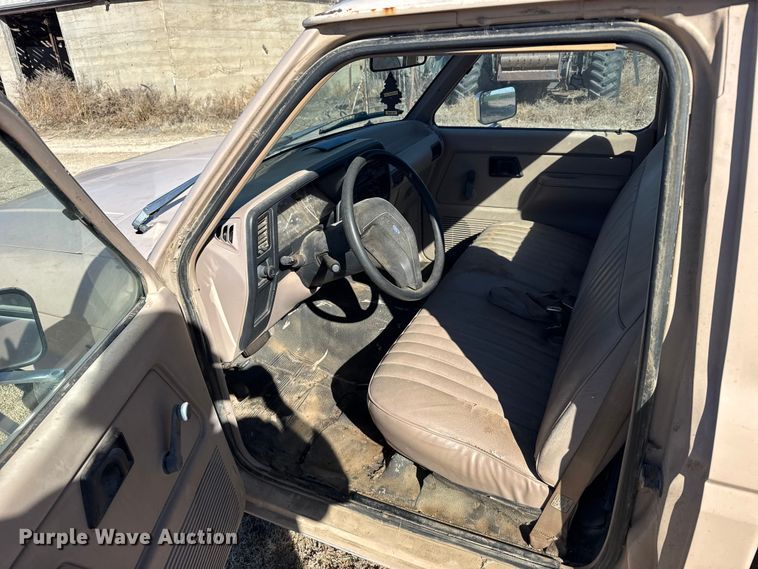 image for item FB0906 1992 Ford Ranger pickup truck