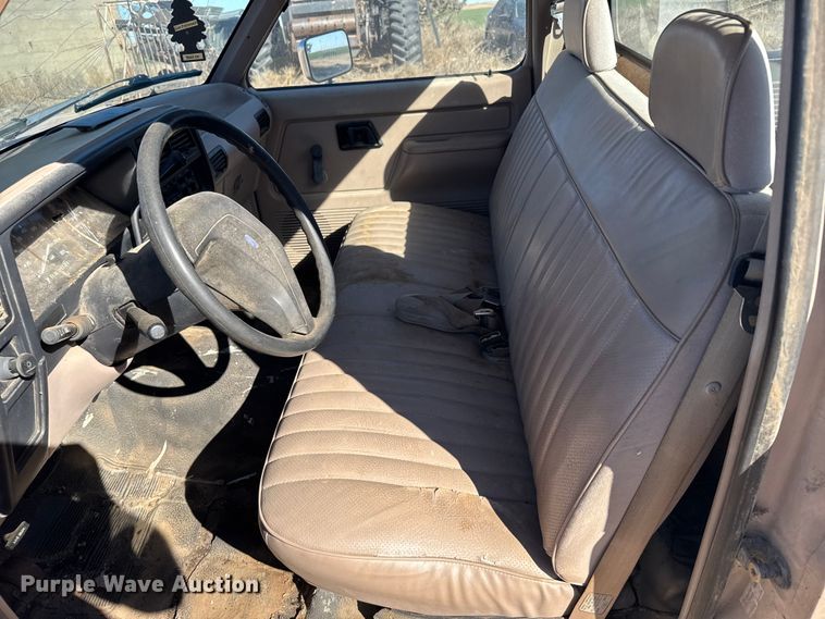 image for item FB0906 1992 Ford Ranger pickup truck