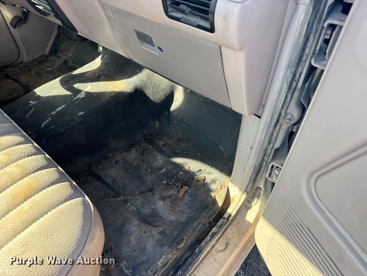 image for item FB0906 1992 Ford Ranger pickup truck