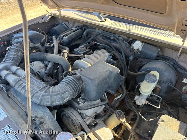 image for item FB0906 1992 Ford Ranger pickup truck