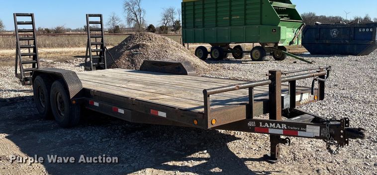 image for item FB2998 2009 Lamar Trailers equipment trailer