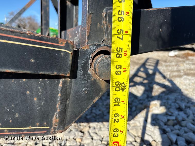 image for item FB2998 2009 Lamar Trailers equipment trailer