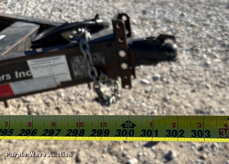 image for item FB2998 2009 Lamar Trailers equipment trailer